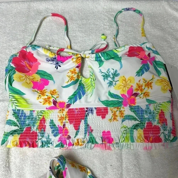 Salt + Cove bikini - Picture 2 of 4